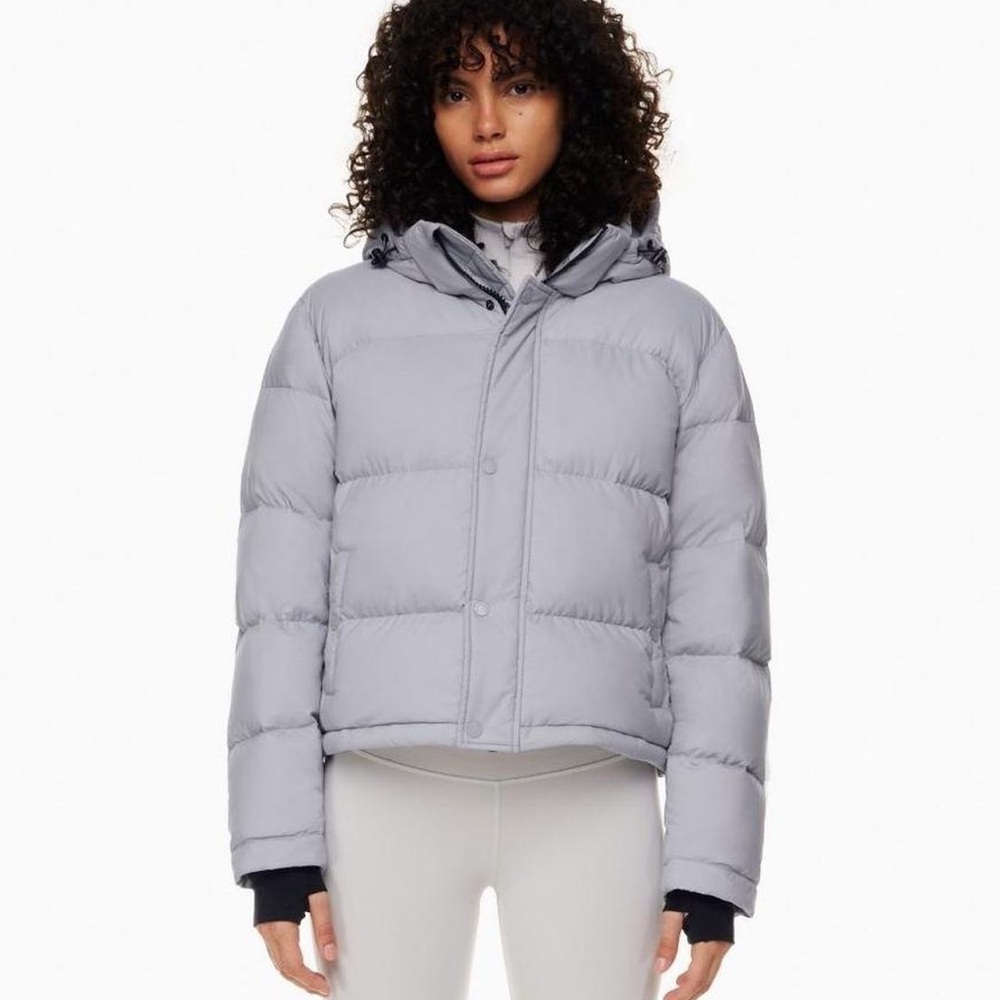 Aritzia Super Puff shorty